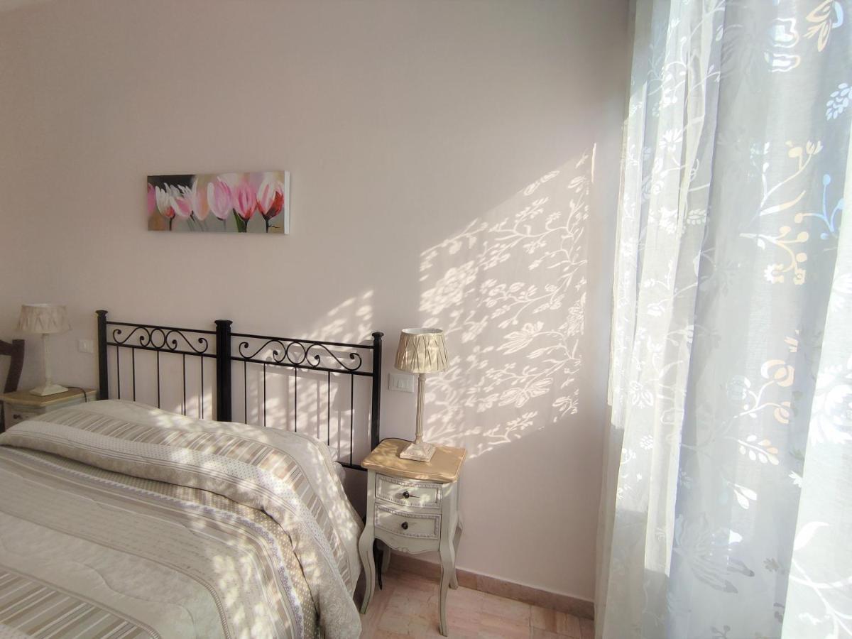 La Mimosa Chic Bed & Breakfast ปิเอตราซานตา ภายนอก รูปภาพ